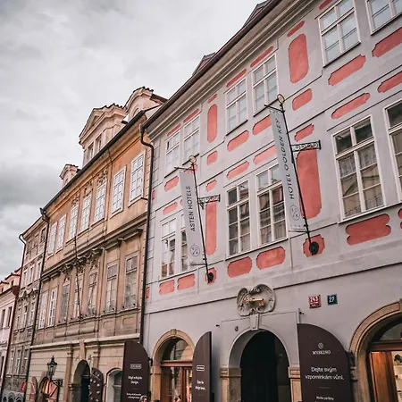 Hotel Golden Key Prague Castle-2